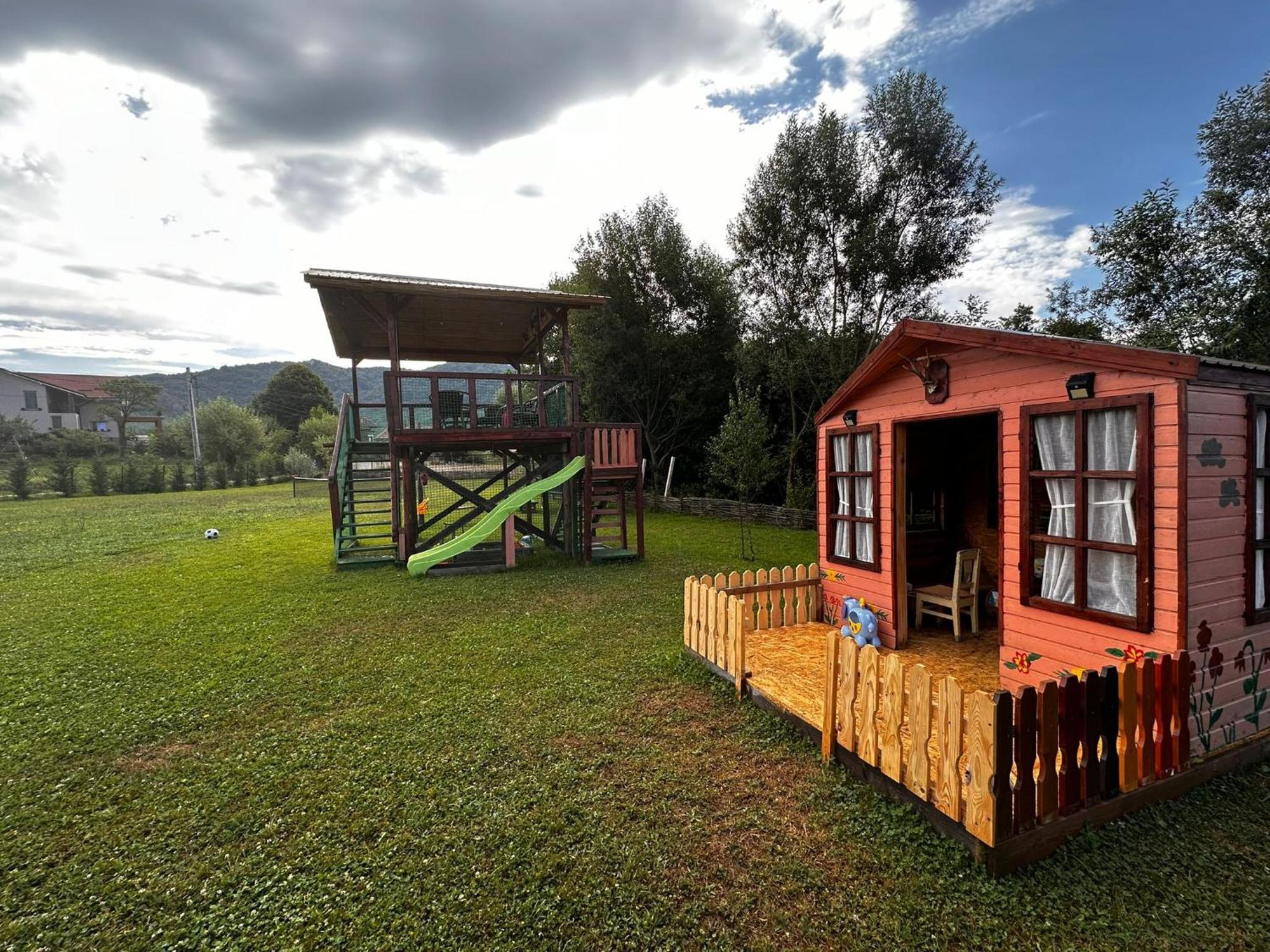 Villa Baltina Parc Transfagarasan Curtea de Argeş Exterior foto